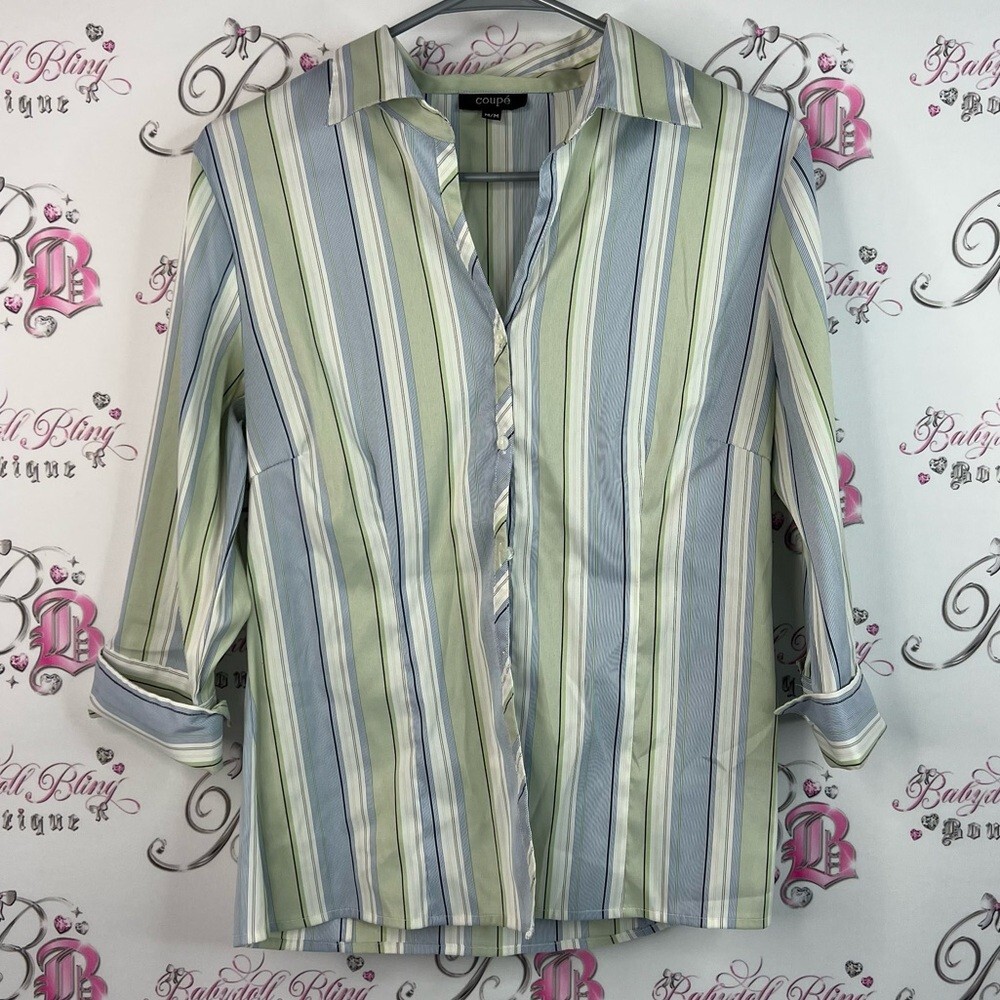Coupe button up shirt collared green blue white Striped Button-Up Women's Top